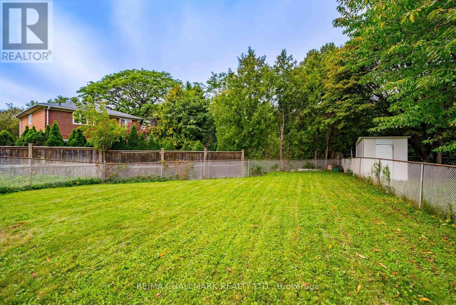 65 Baroness Crescent, Toronto, Ontario  M2J 3K4 - Photo 46 - C13812150