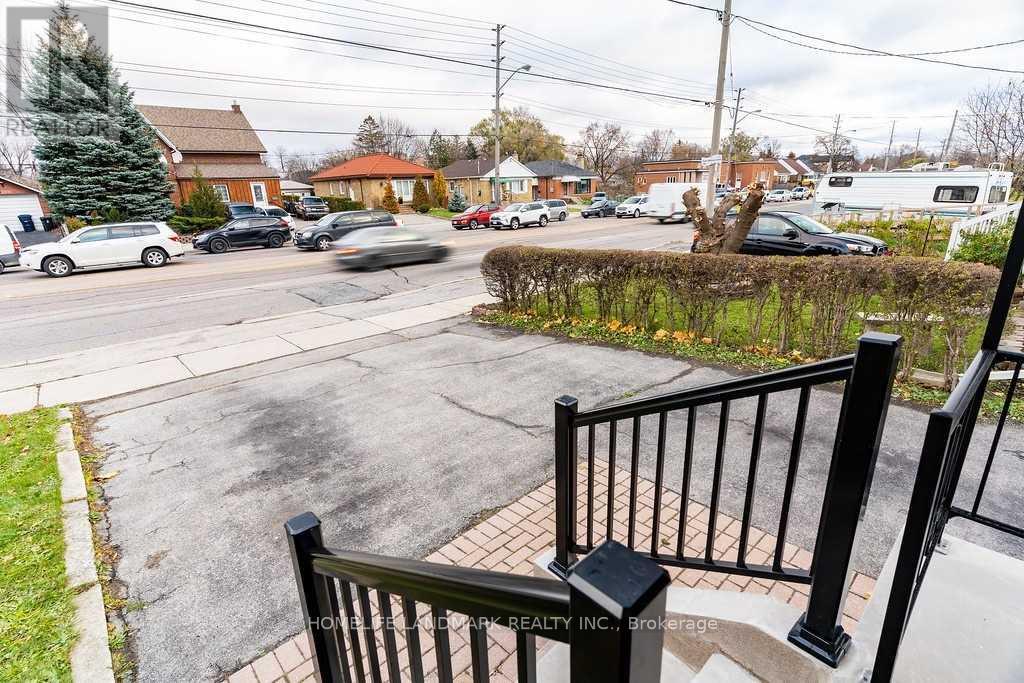 1356 Warden Avenue, Toronto, Ontario  M1R 2S2 - Photo 8 - E13812146