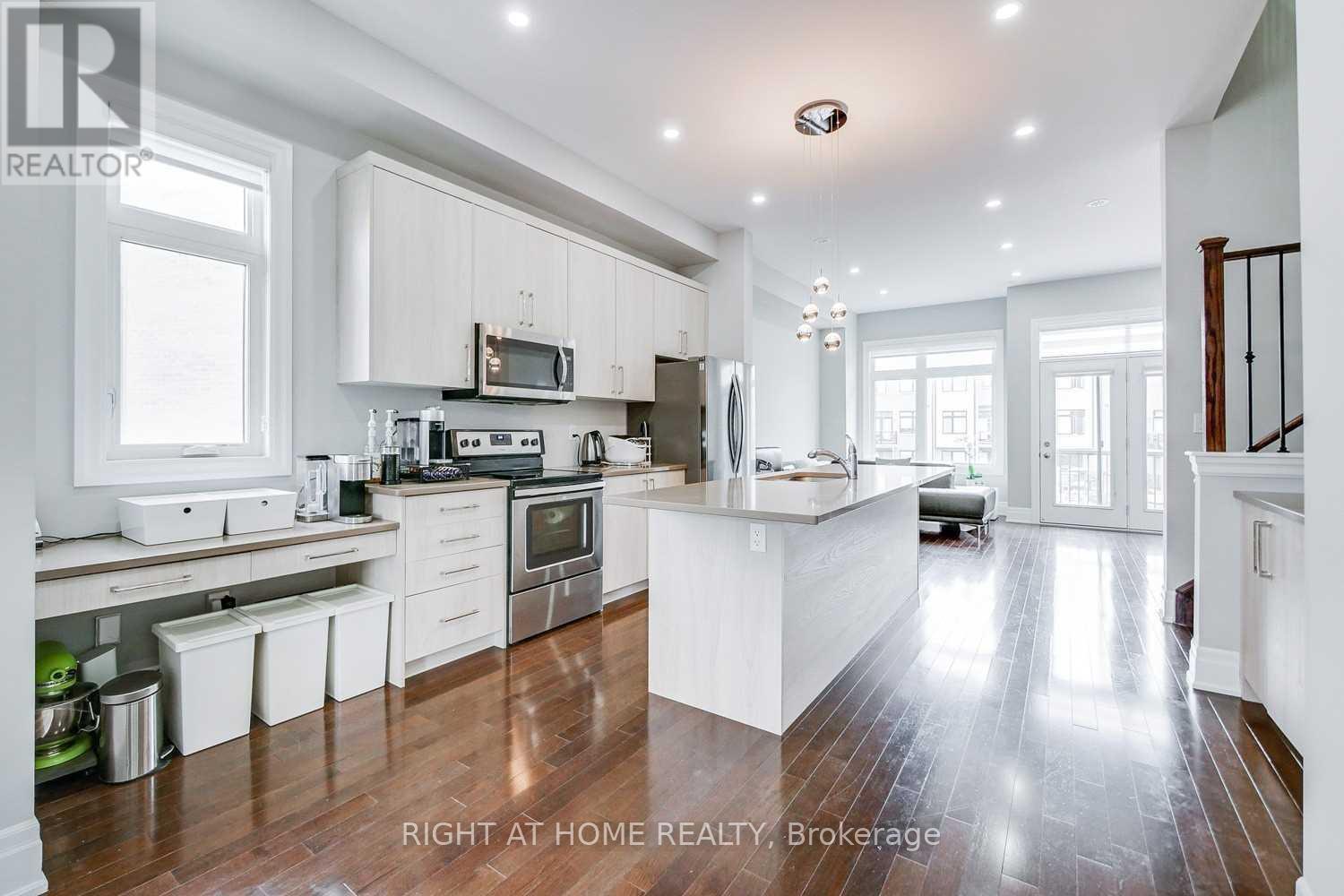 255 Thomas Cook Avenue, Vaughan, Ontario  L6A 5A1 - Photo 12 - N13812144