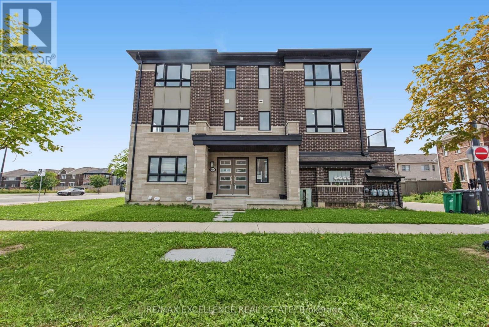 454 REMEMBRANCE ROAD, Brampton, Ontario