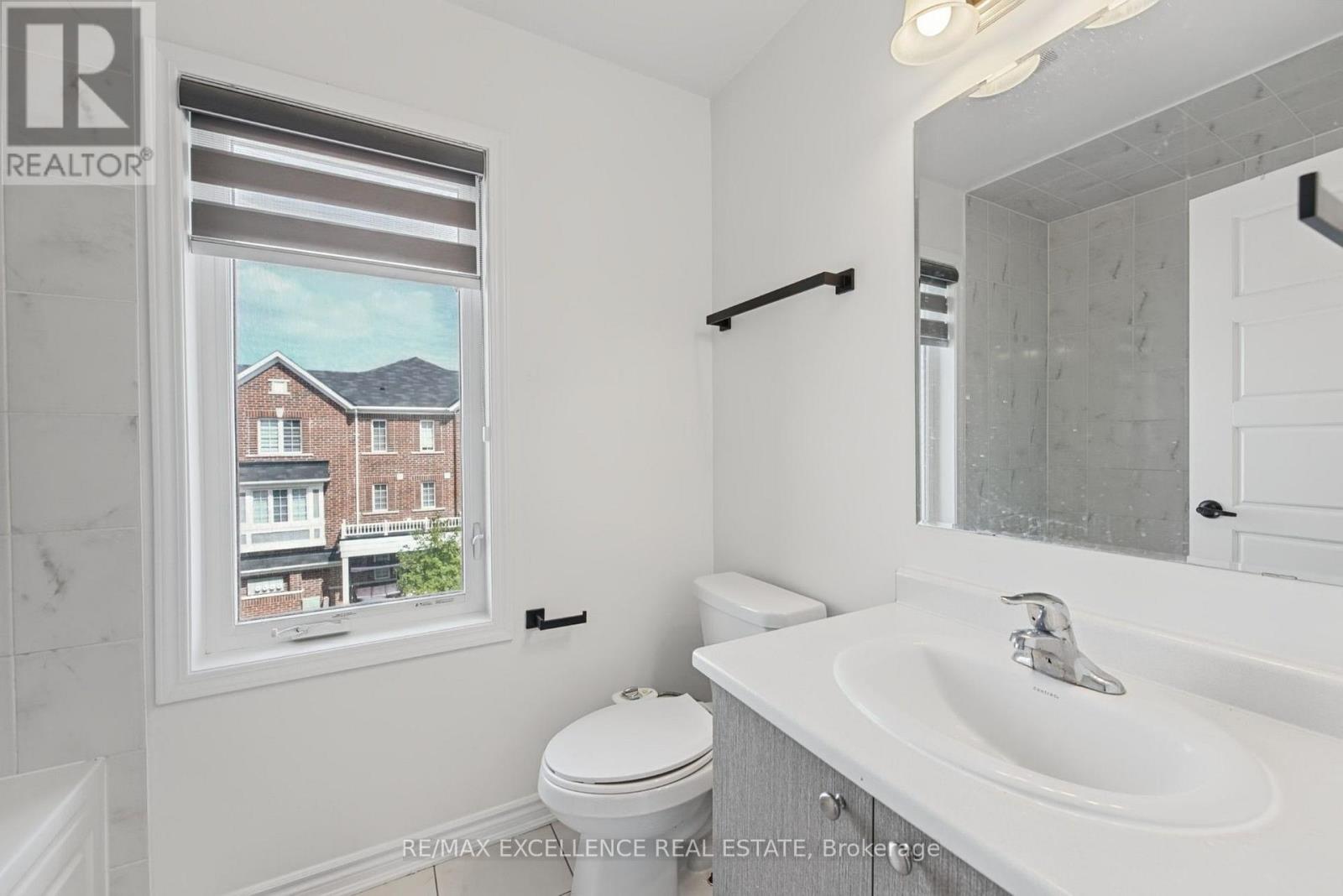 454 Remembrance Road, Brampton, Ontario  L7A 5E2 - Photo 20 - W13812174