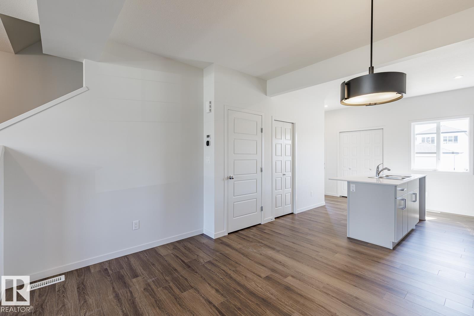 3611 TRIOMPHE BV