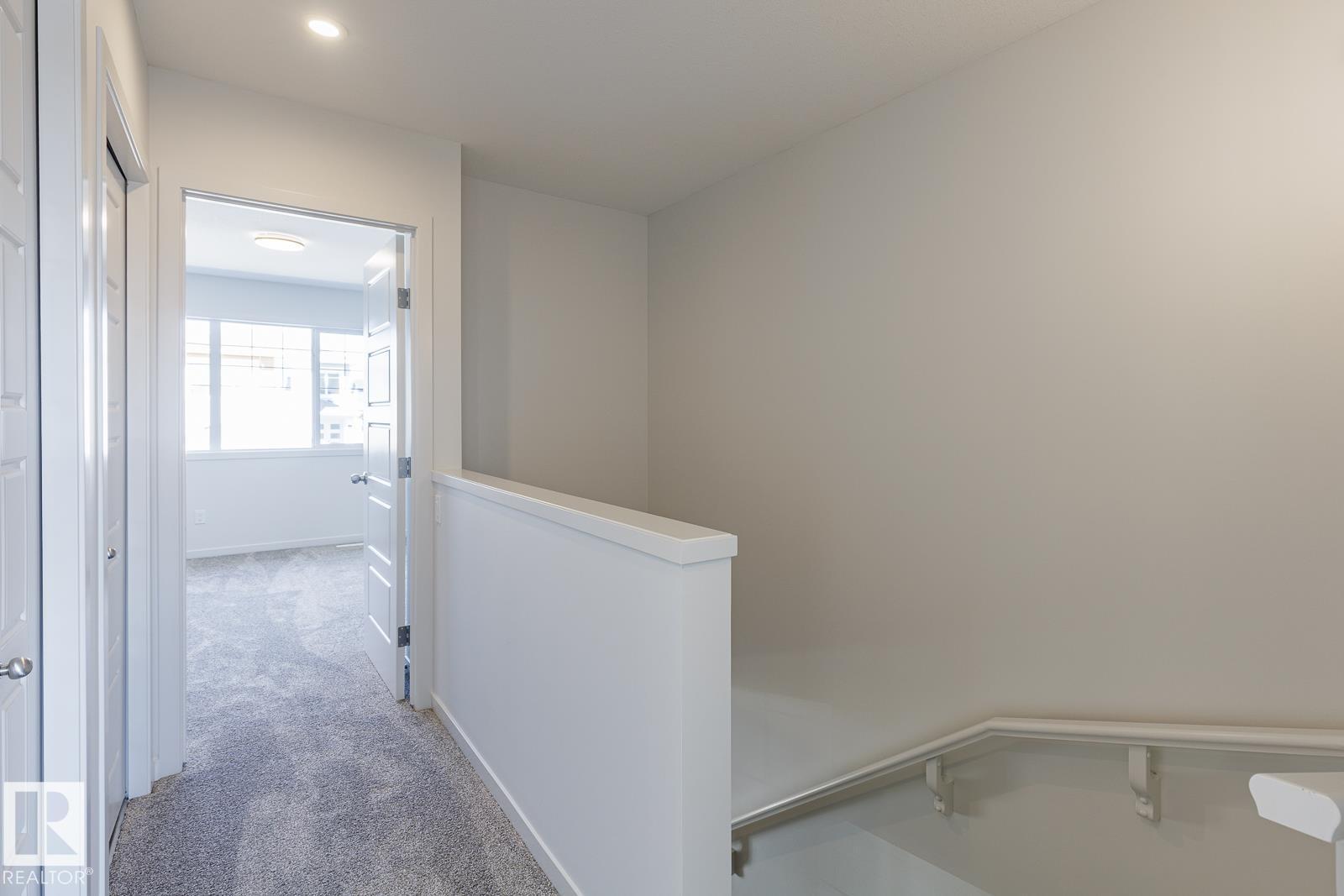 3611 TRIOMPHE BV