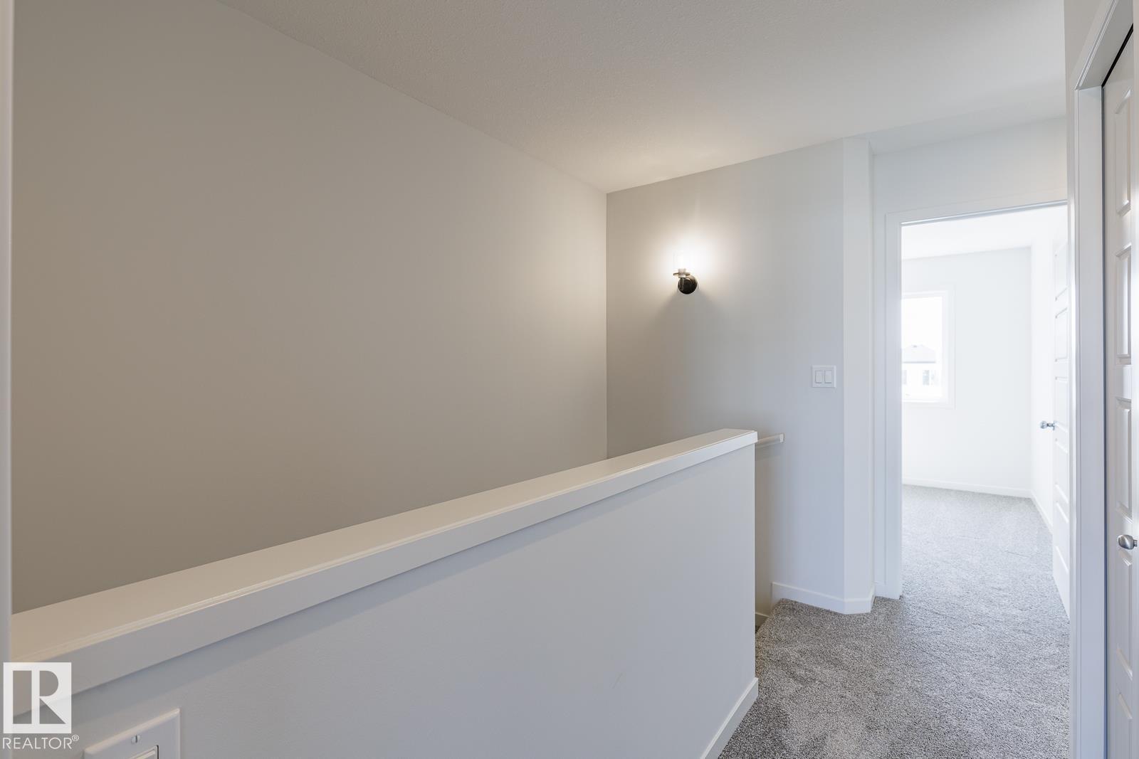3611 TRIOMPHE BV