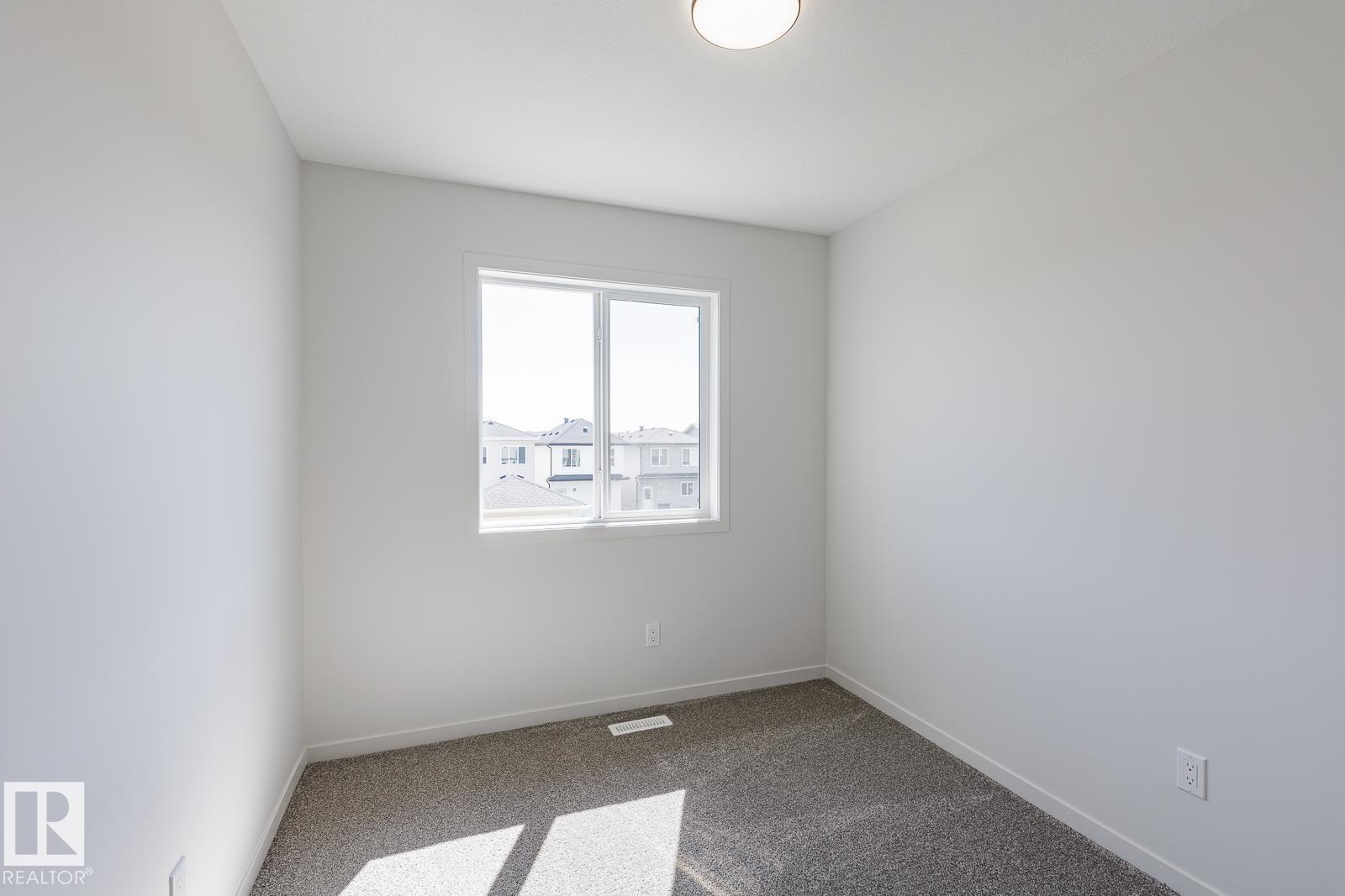 3611 TRIOMPHE BV