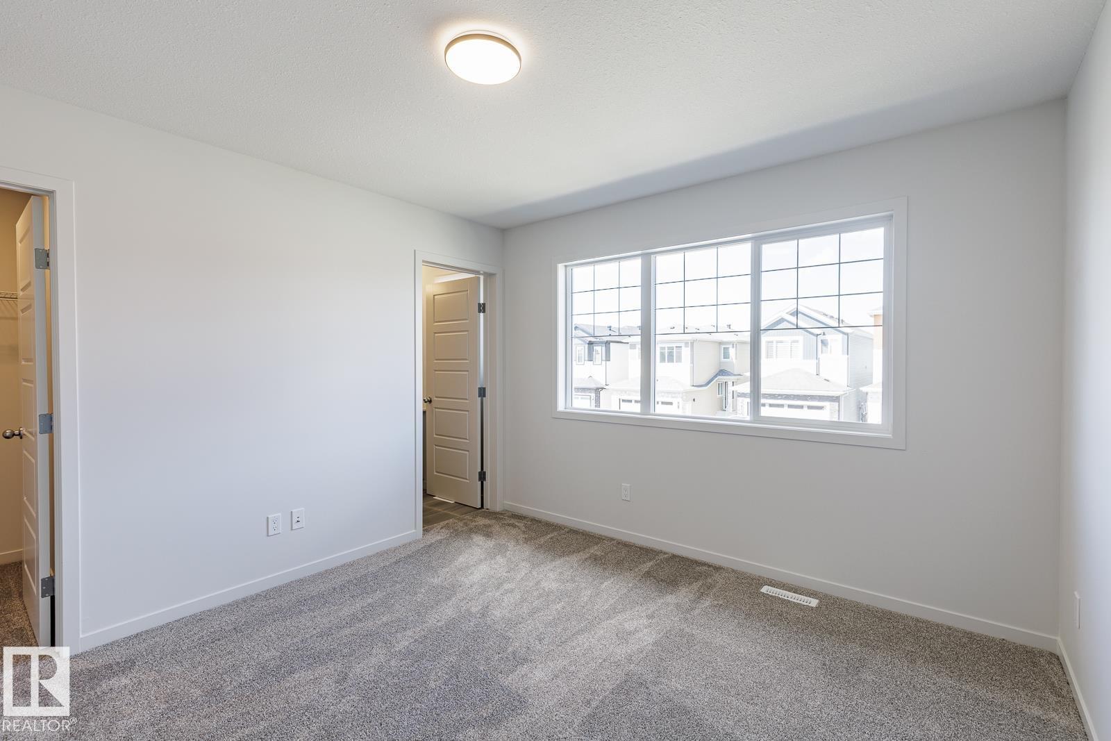3611 TRIOMPHE BV