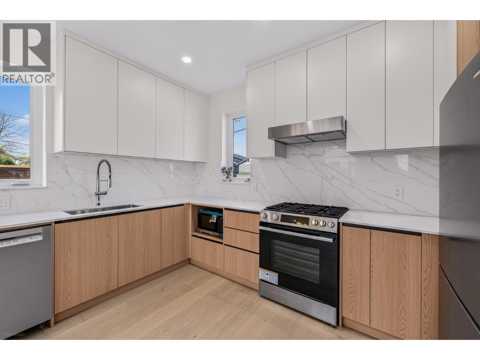3 1325 E 37th Avenue, Vancouver, British Columbia  V5W 1G6 - Photo 9 - R3165619