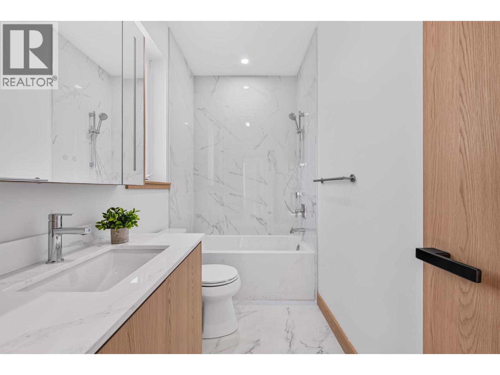 3 1325 E 37th Avenue, Vancouver, British Columbia  V5W 1G6 - Photo 11 - R3165619