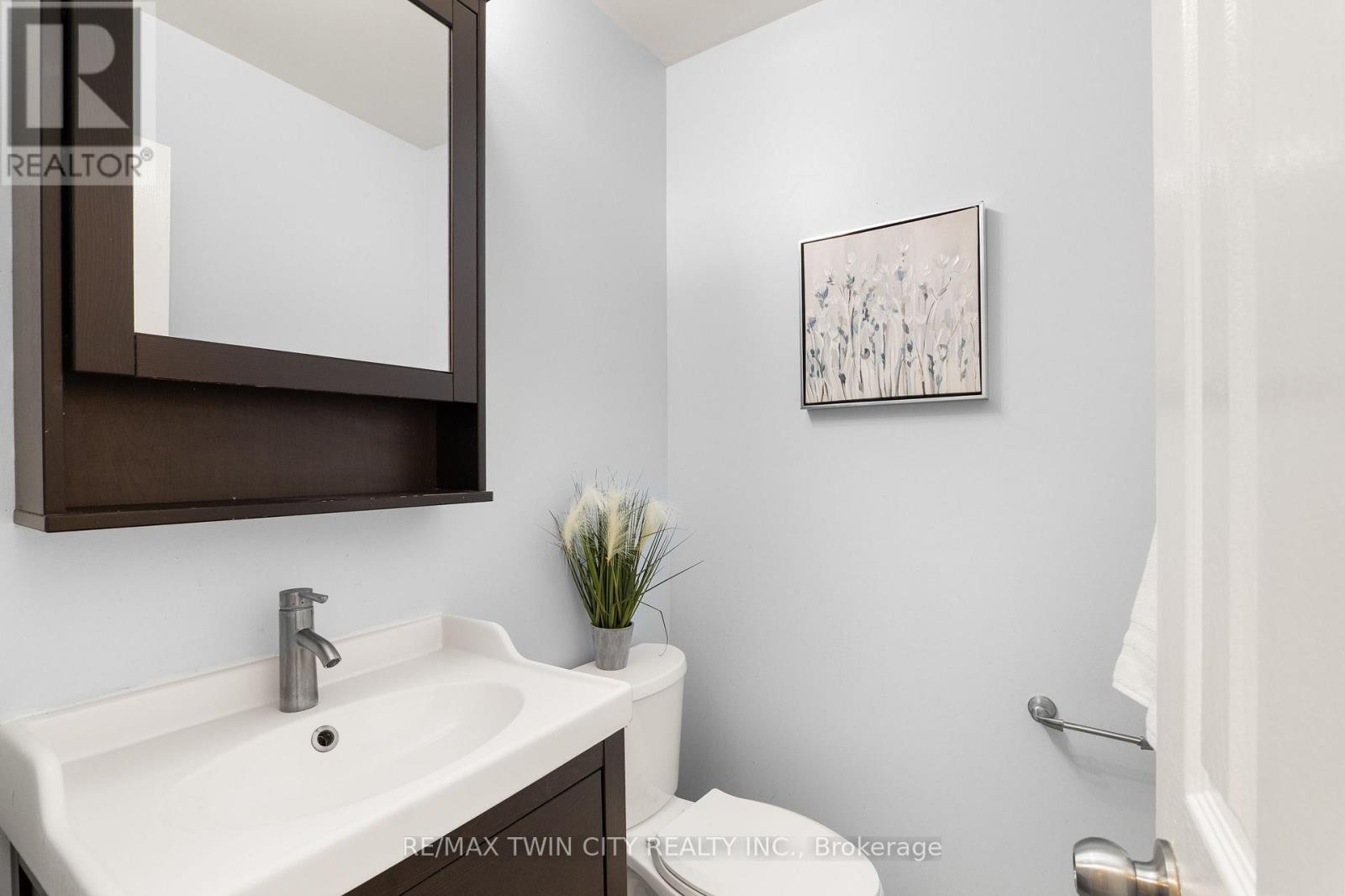 647 Pinerow Crescent, Waterloo, Ontario  N2T 2K5 - Photo 17 - X13812158