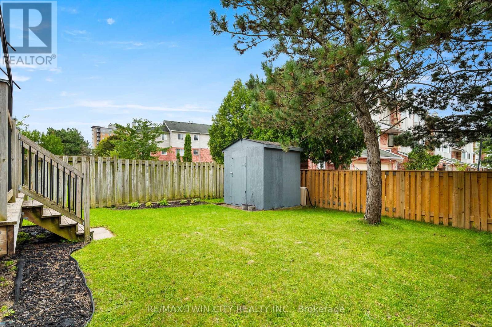 647 Pinerow Crescent, Waterloo, Ontario  N2T 2K5 - Photo 41 - X13812158