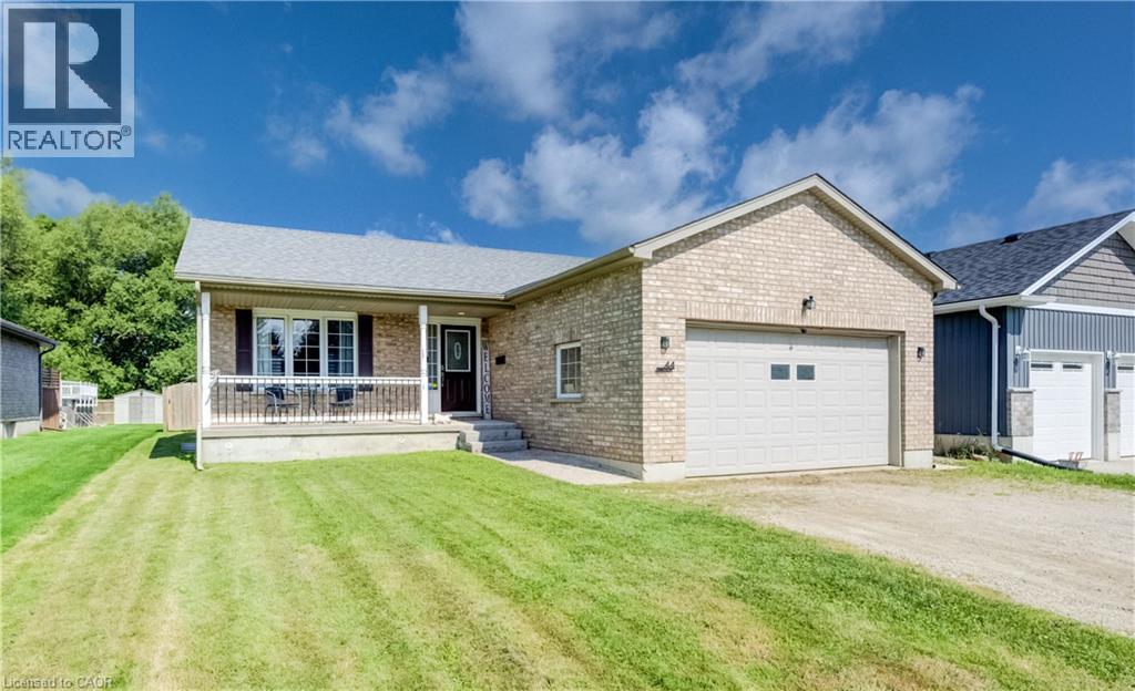 44 GEDDES Street W, Clifford, Ontario
