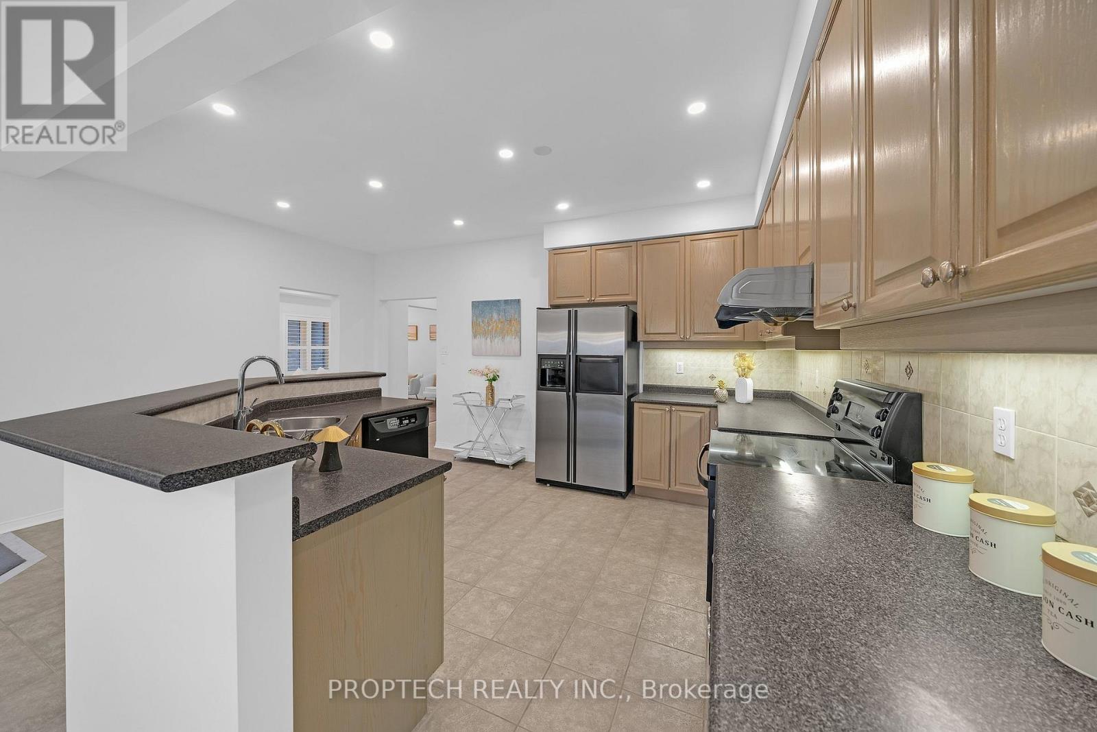 5851 Summerside Drive, Mississauga, Ontario  L5M 6J5 - Photo 9 - W13809366