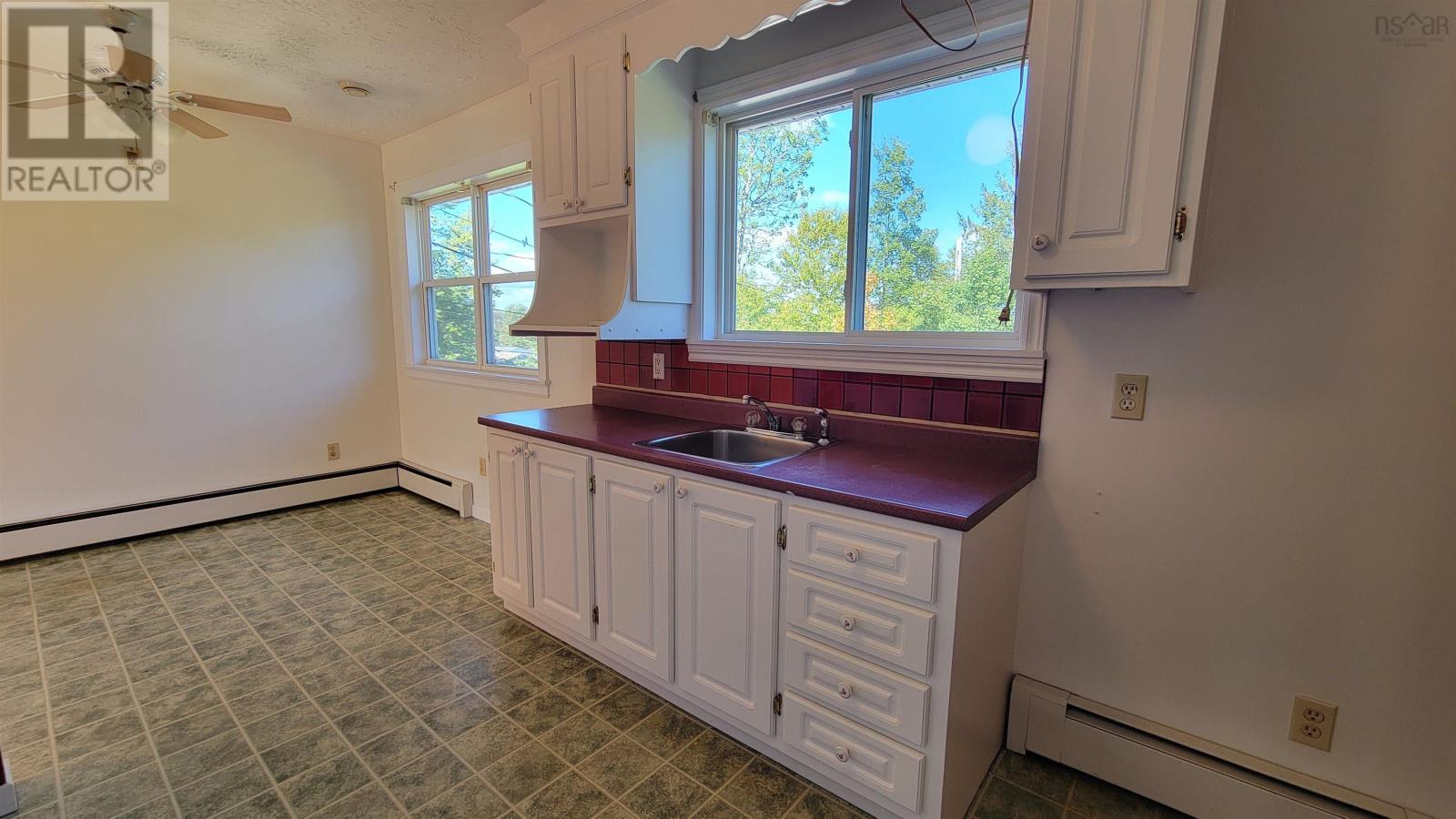 33 Coles Road, Sackville, Nova Scotia  B4C 1T9 - Photo 16 - 202623957