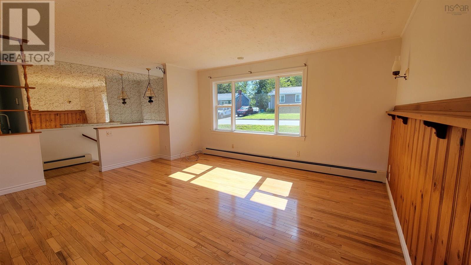 33 Coles Road, Sackville, Nova Scotia  B4C 1T9 - Photo 9 - 202623957