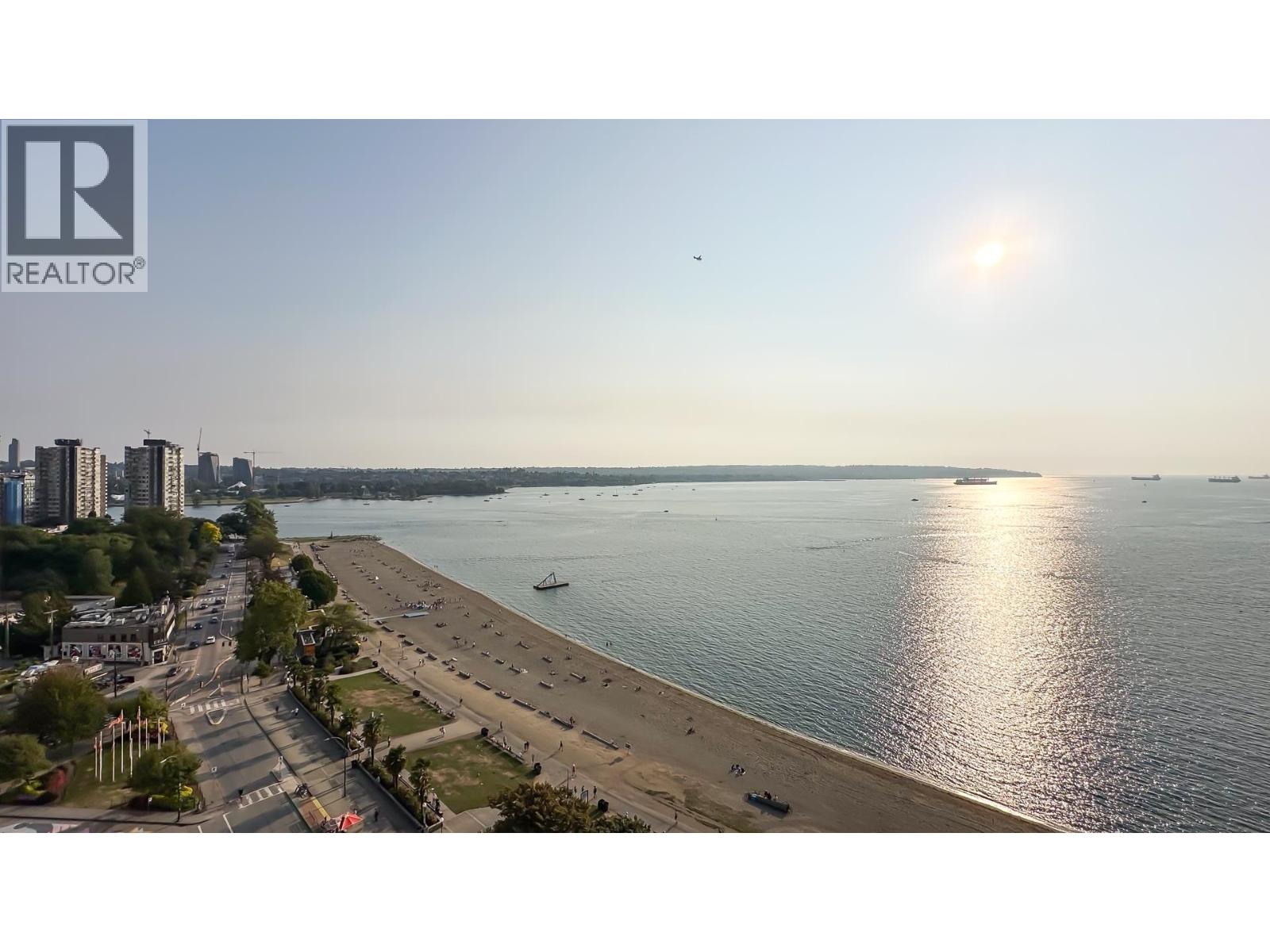 Listing Picture 27 of 40 : 17 1861 BEACH AVENUE, Vancouver / 溫哥華 - 魯藝地產 Yvonne Lu Group - MLS Medallion Club Member