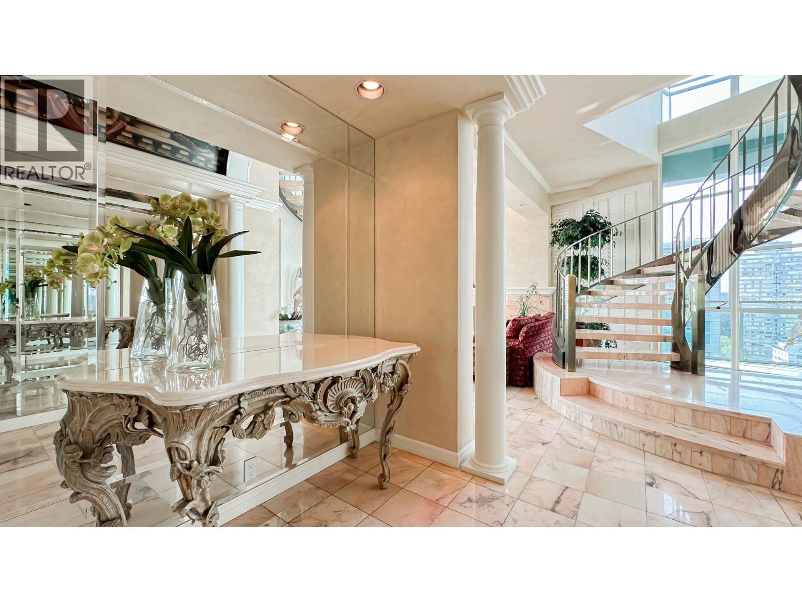 Listing Picture 22 of 40 : 17 1861 BEACH AVENUE, Vancouver / 溫哥華 - 魯藝地產 Yvonne Lu Group - MLS Medallion Club Member