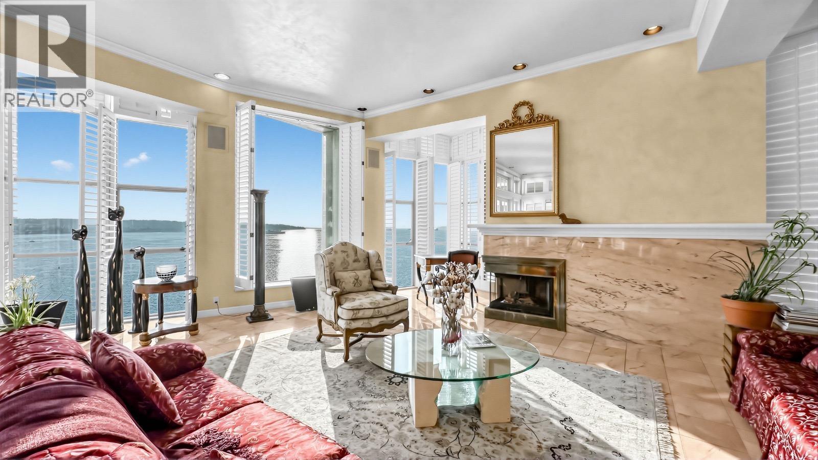 Listing Picture 19 of 40 : 17 1861 BEACH AVENUE, Vancouver / 溫哥華 - 魯藝地產 Yvonne Lu Group - MLS Medallion Club Member