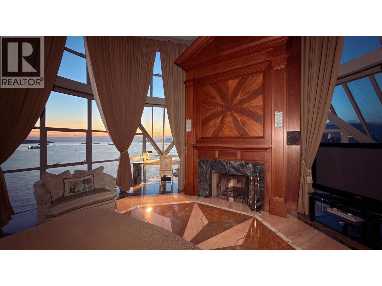Listing Picture 11 of 40 : 17 1861 BEACH AVENUE, Vancouver / 溫哥華 - 魯藝地產 Yvonne Lu Group - MLS Medallion Club Member