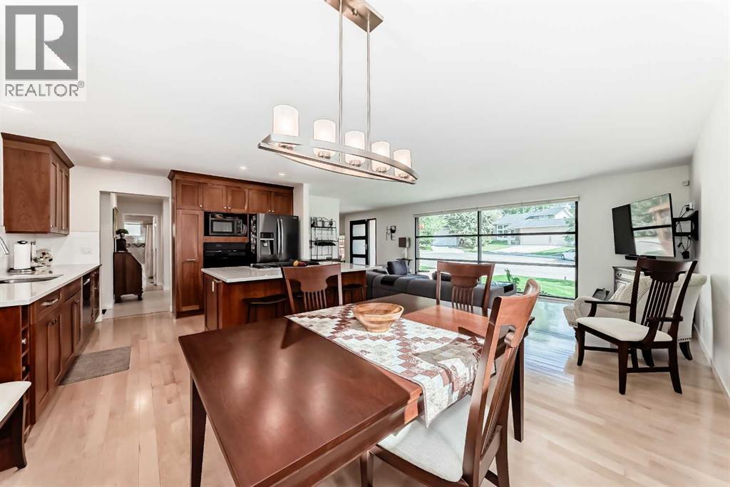 36 Norseman Place Nw, Calgary, Alberta  T2K 5M6 - Photo 9 - A2346827