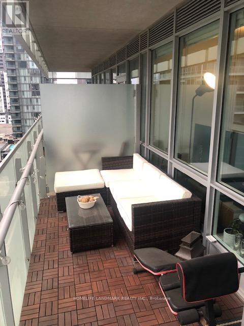 1705 - 80 John Street, Toronto, Ontario  M5V 3X4 - Photo 5 - C13812194