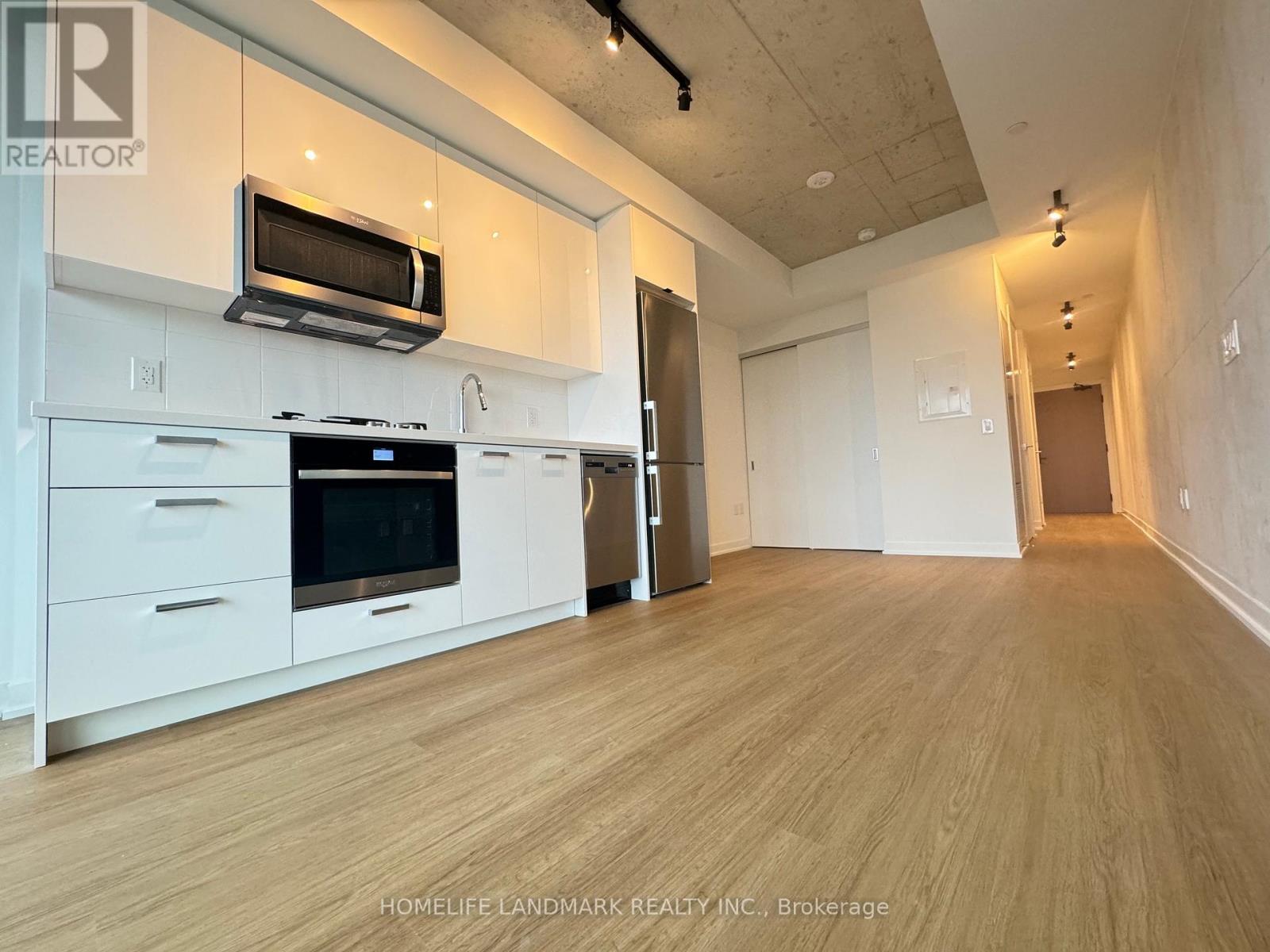 1015 - 195 Mccaul Street, Toronto, Ontario  M5T 0E5 - Photo 2 - C13812202