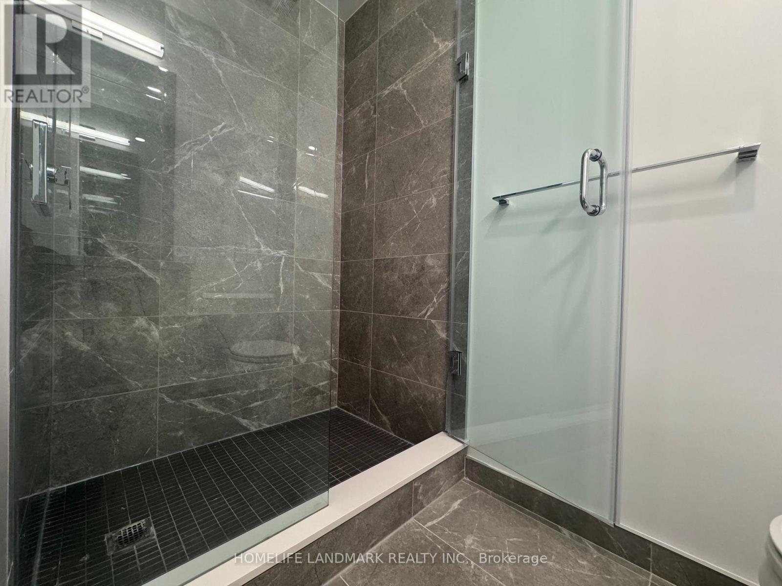 1015 - 195 Mccaul Street, Toronto, Ontario  M5T 0E5 - Photo 7 - C13812202
