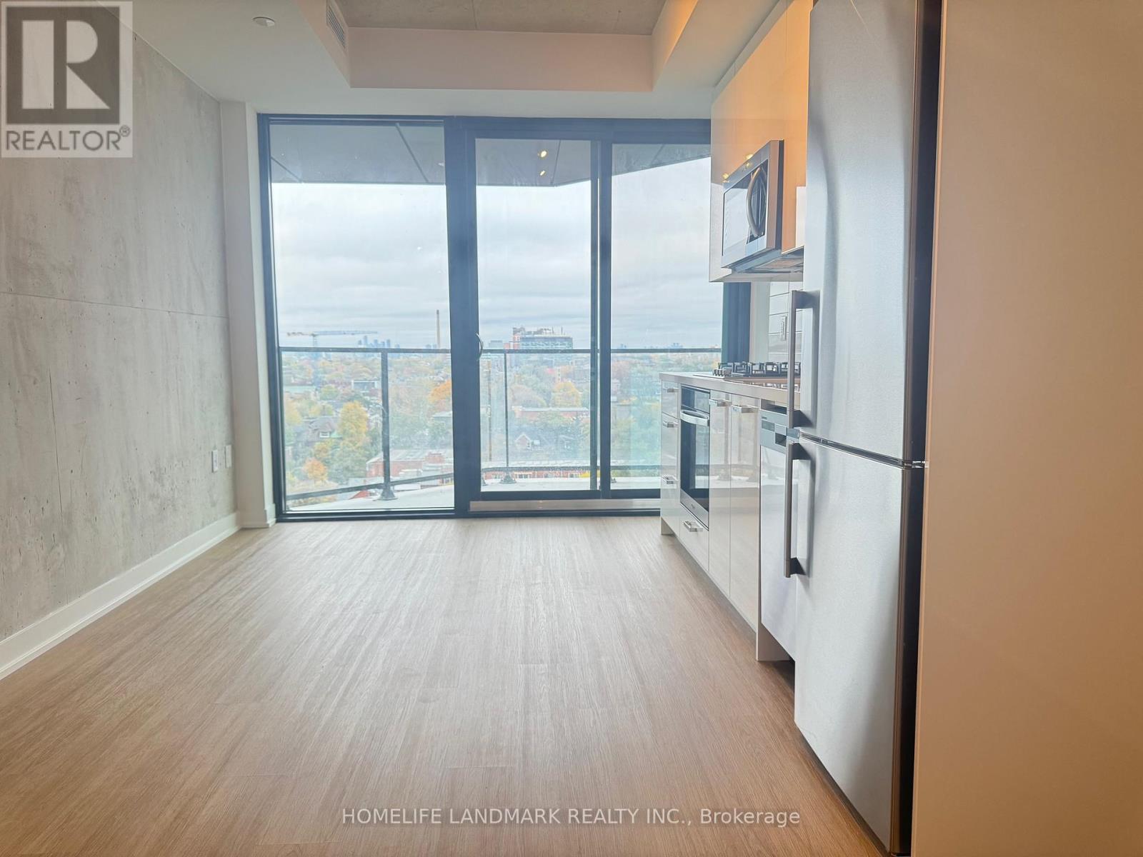 1015 - 195 Mccaul Street, Toronto, Ontario  M5T 0E5 - Photo 9 - C13812202