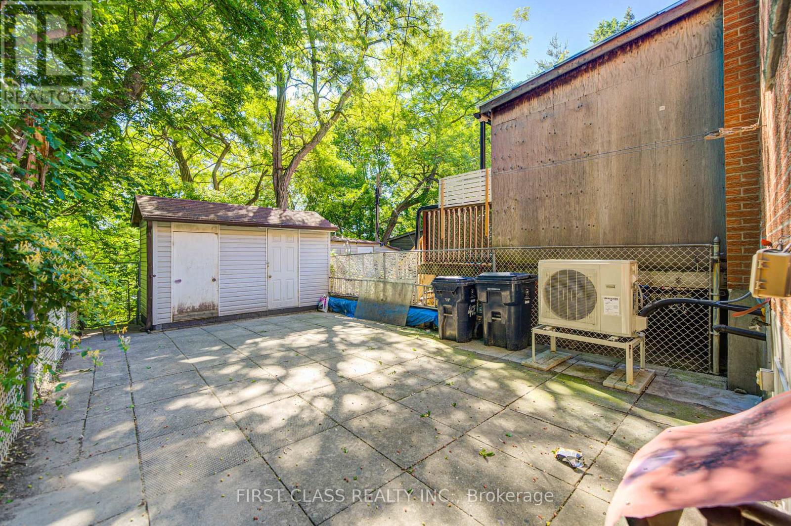 427 Leslie Street, Toronto, Ontario  M4M 3E3 - Photo 41 - E13812226