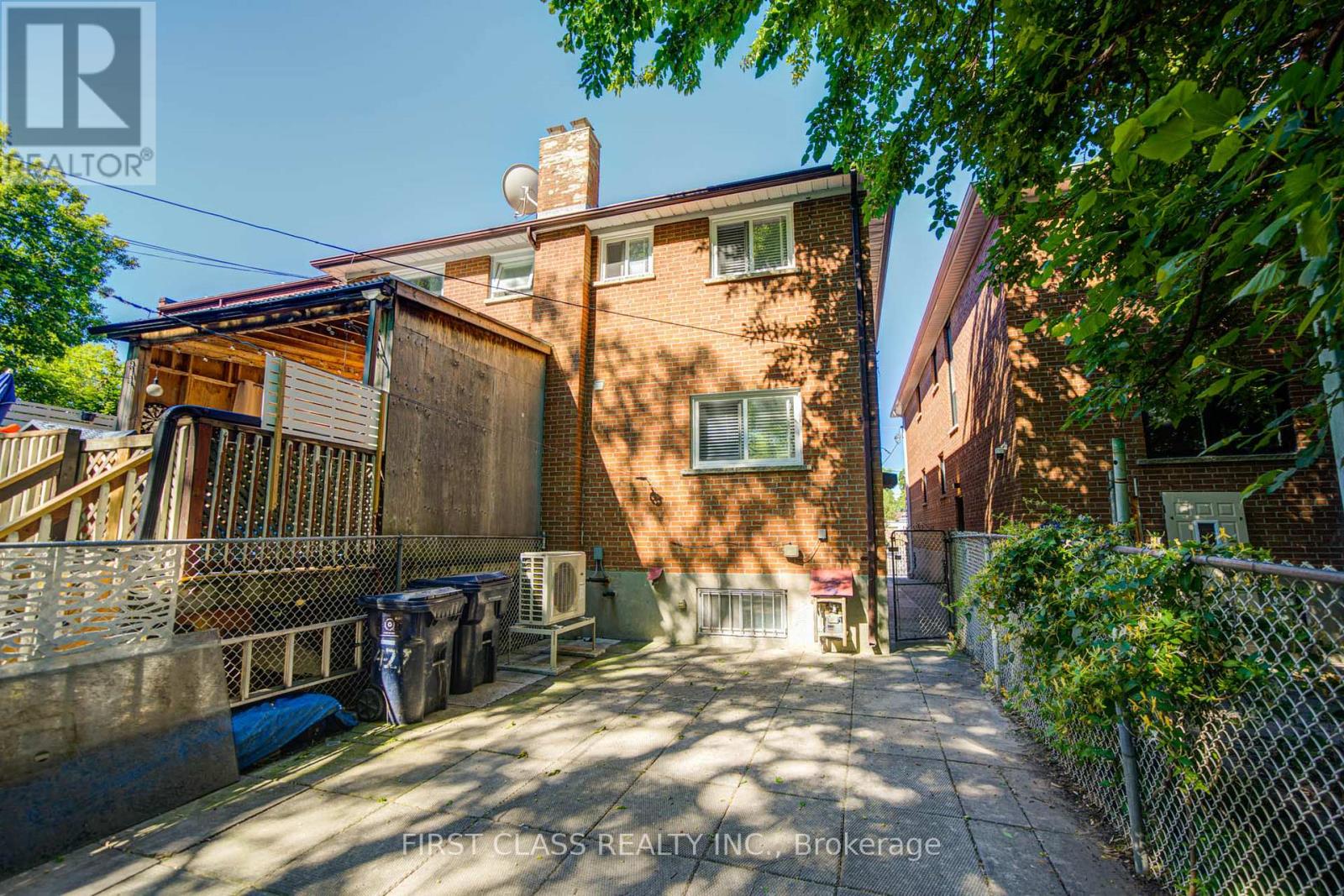 427 Leslie Street, Toronto, Ontario  M4M 3E3 - Photo 43 - E13812226
