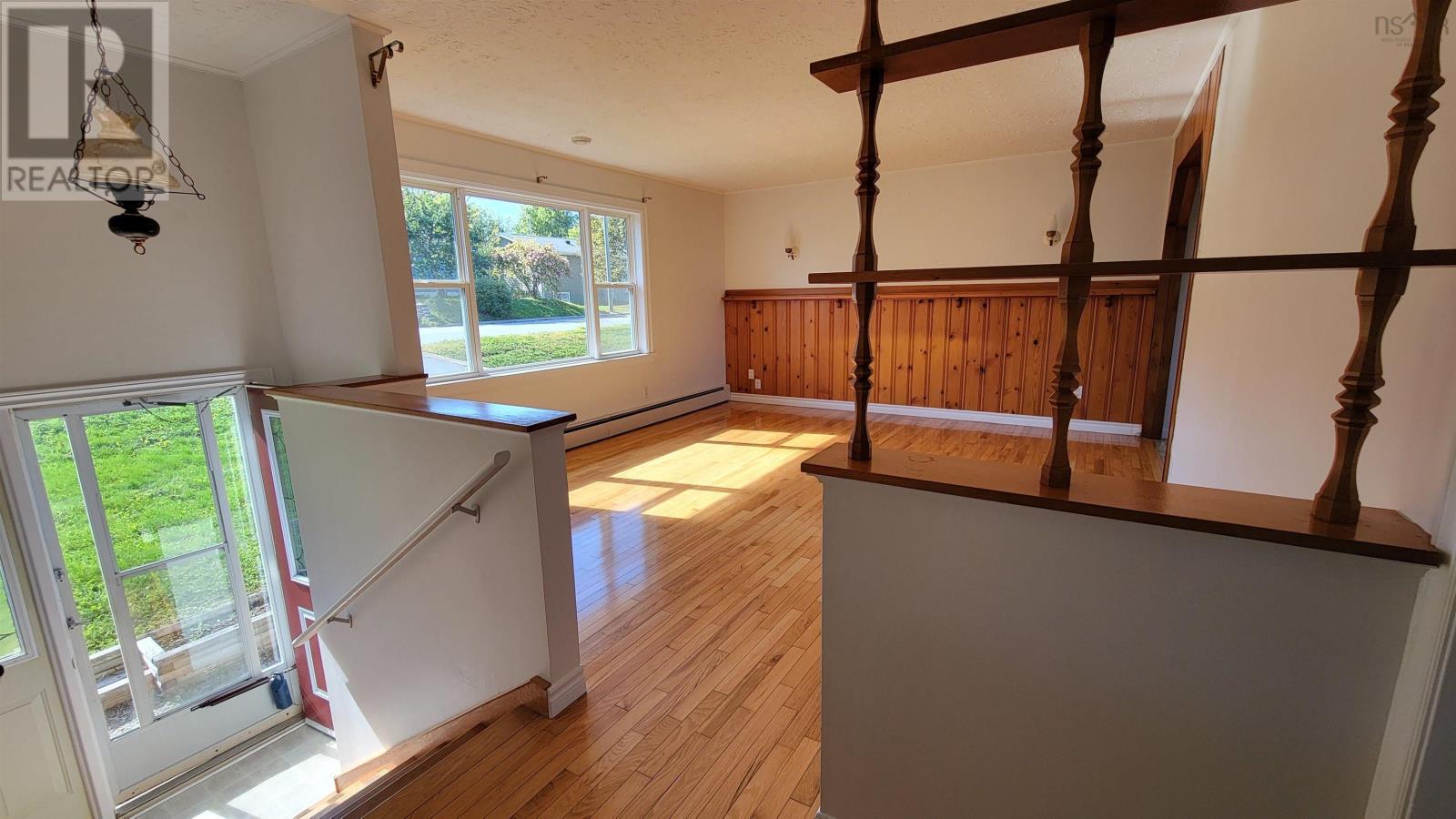 33 Coles Road, Sackville, Nova Scotia  B4C 1T9 - Photo 6 - 202623957