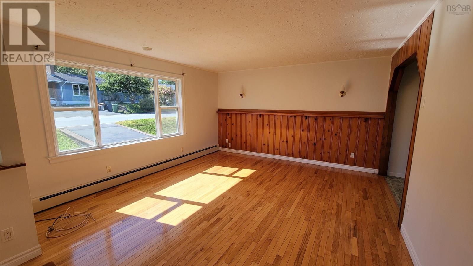 33 Coles Road, Sackville, Nova Scotia  B4C 1T9 - Photo 7 - 202623957