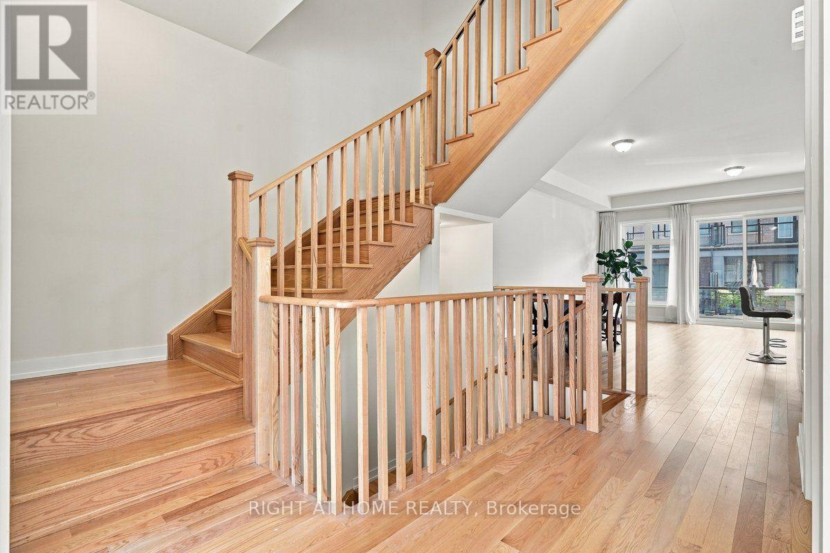 3081 Welsman Garden, Oakville, Ontario  L6H 7Z1 - Photo 19 - W13812208