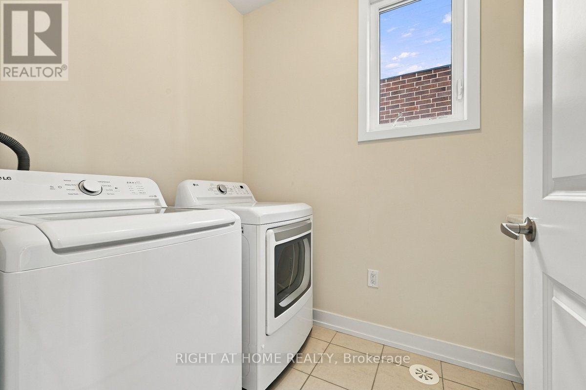 3081 Welsman Garden, Oakville, Ontario  L6H 7Z1 - Photo 25 - W13812208