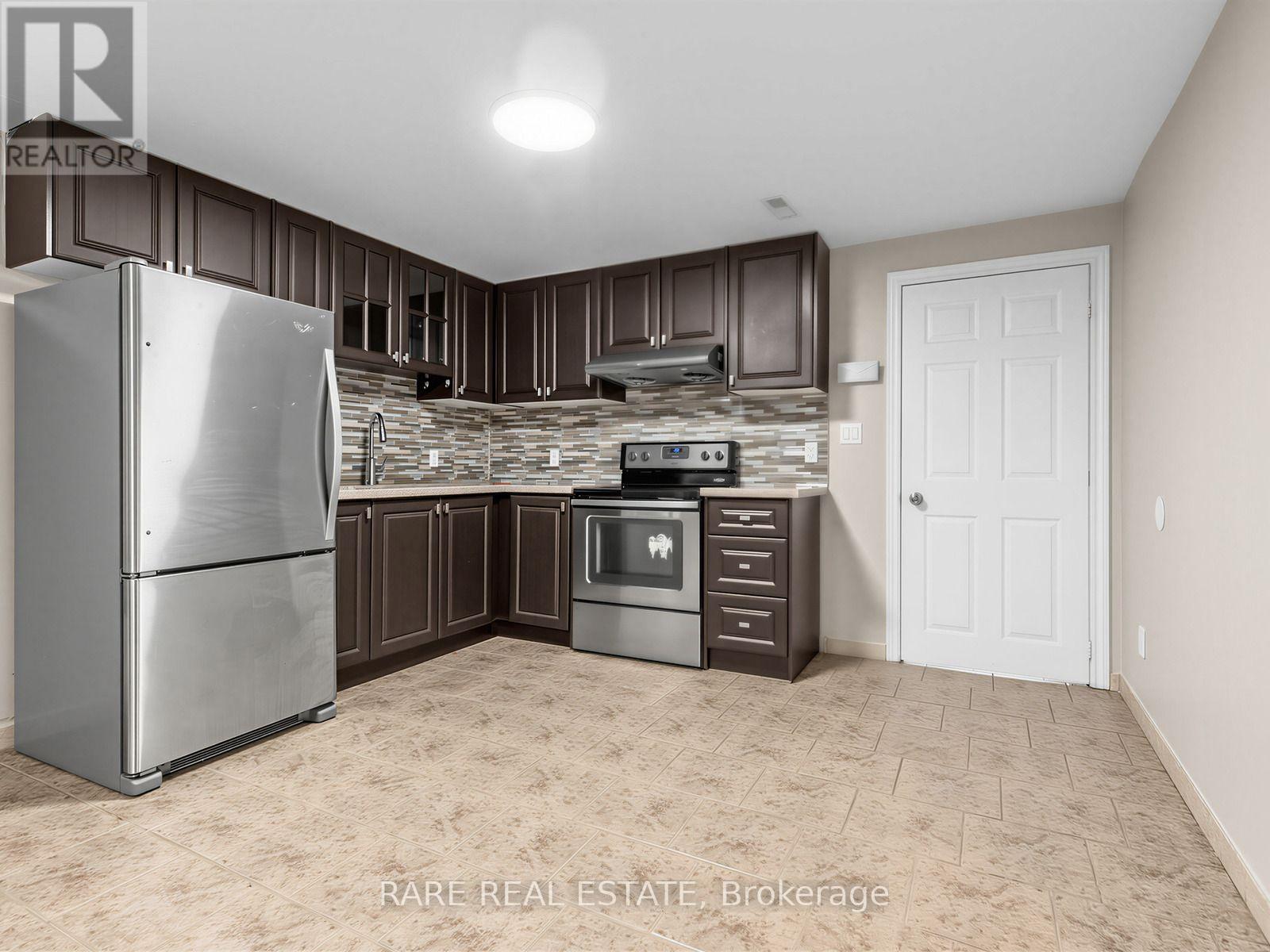 4 Hisey [basement] Crescent, Toronto, Ontario  M3N 1V1 - Photo 10 - W13812224
