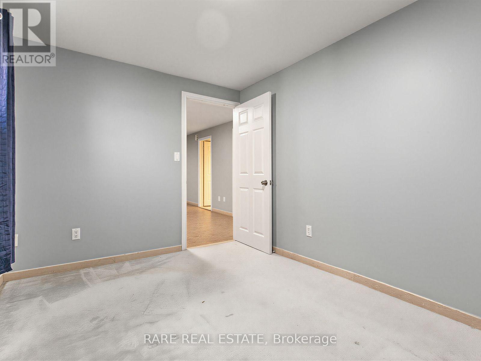 4 Hisey [basement] Crescent, Toronto, Ontario  M3N 1V1 - Photo 15 - W13812224