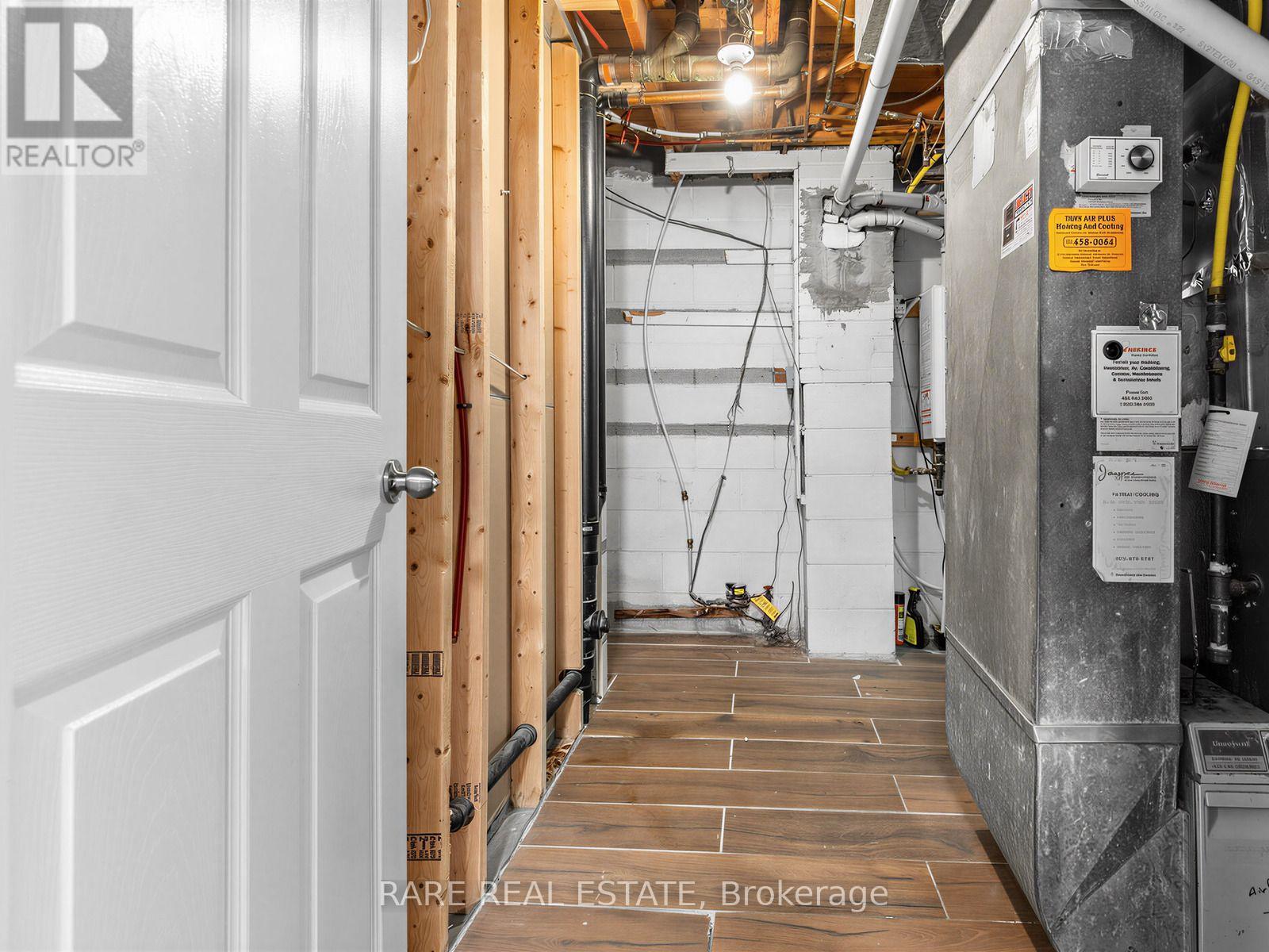4 Hisey [basement] Crescent, Toronto, Ontario  M3N 1V1 - Photo 18 - W13812224