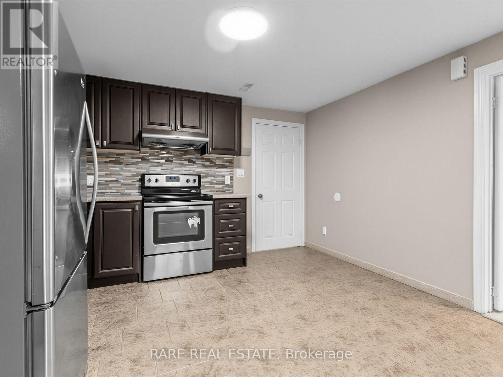 4 Hisey [basement] Crescent, Toronto, Ontario  M3N 1V1 - Photo 4 - W13812224