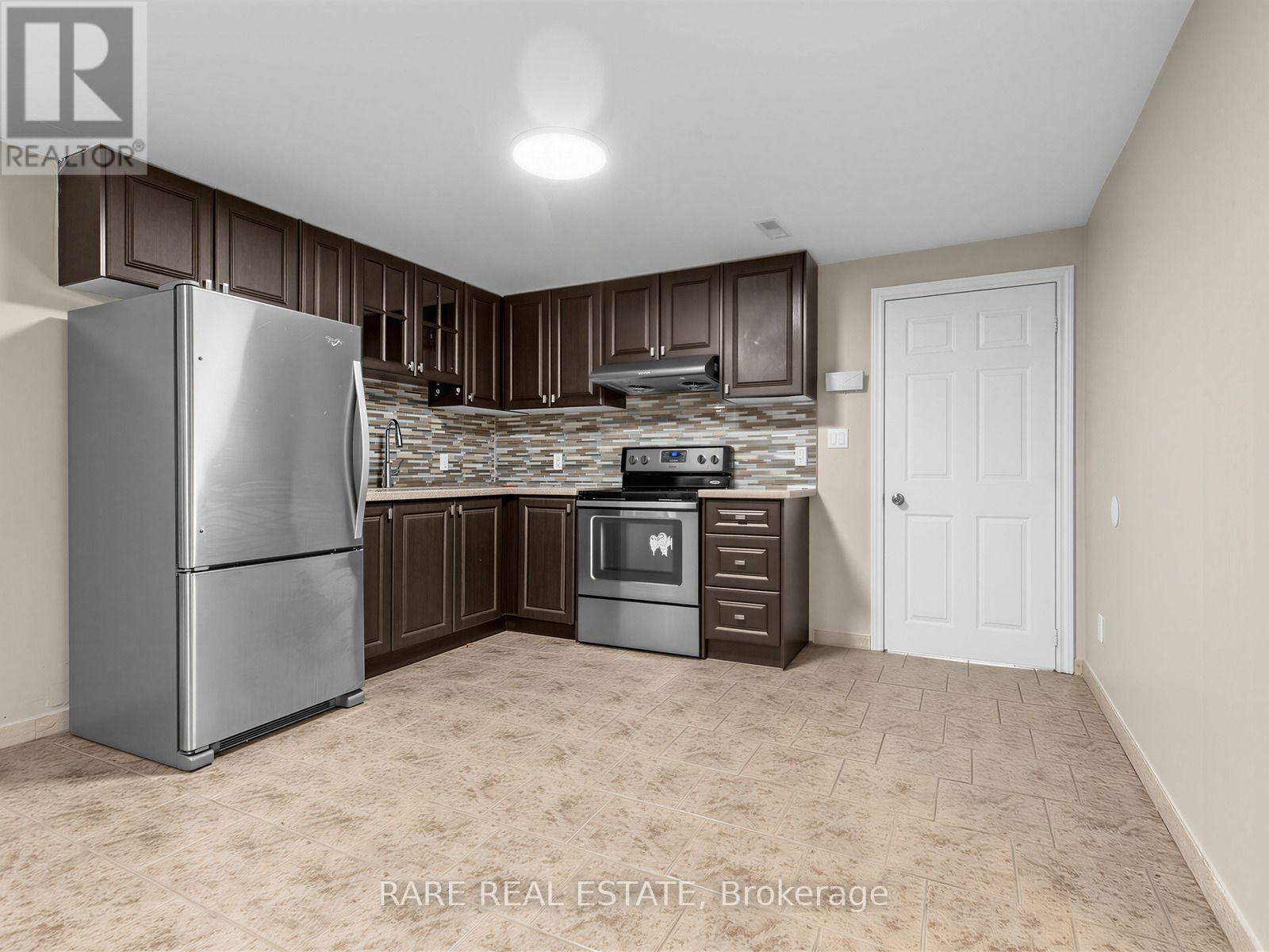 4 Hisey [basement] Crescent, Toronto, Ontario  M3N 1V1 - Photo 5 - W13812224
