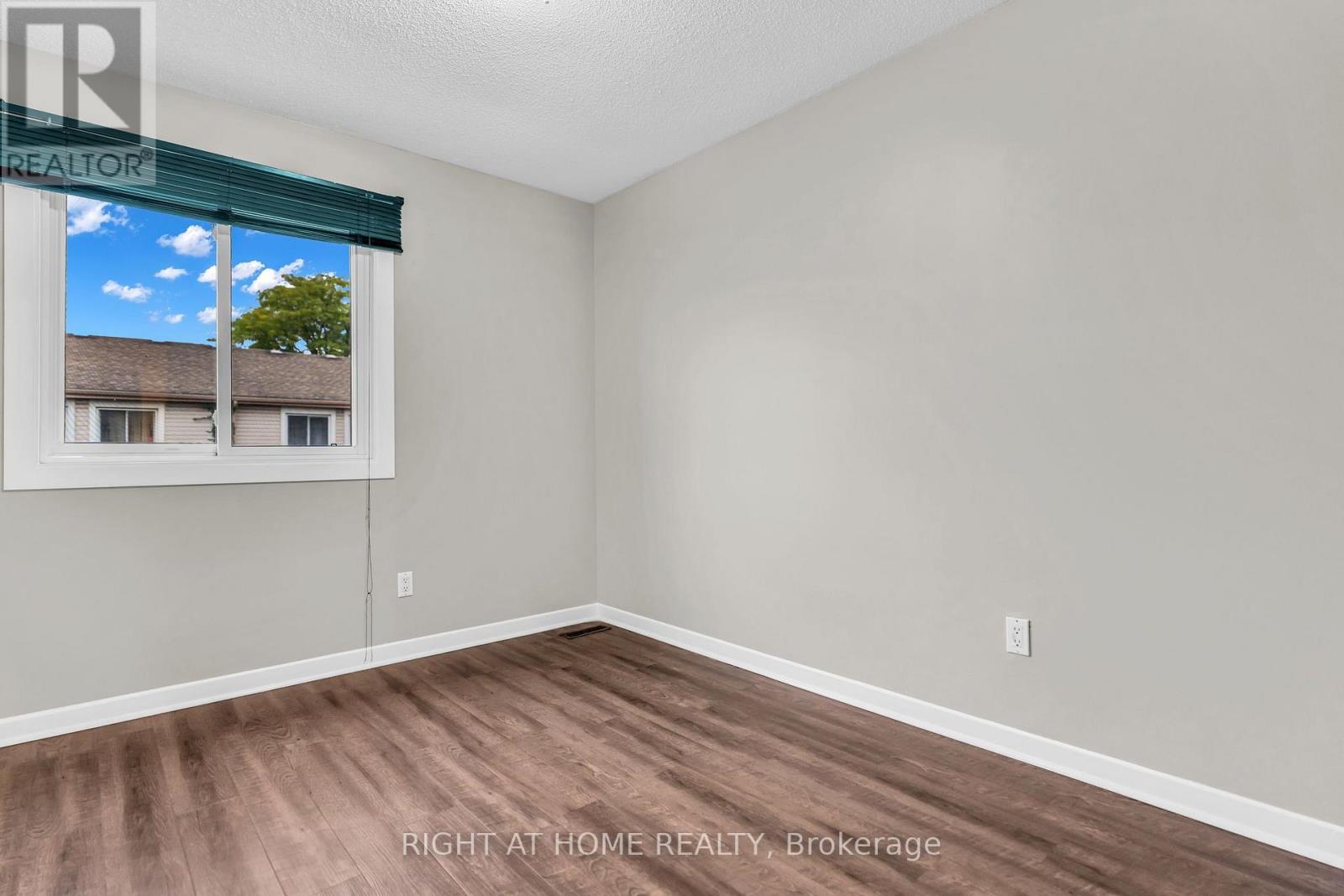 136 - 500 Osgoode Drive, London South, Ontario  N6E 2G9 - Photo 6 - X13806862