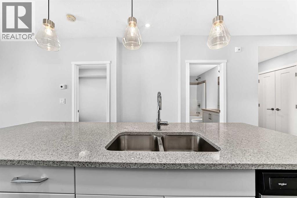 205, 71 Shawnee Common Sw, Calgary, Alberta T2Y 0R2 - Photo 8 - A2345208