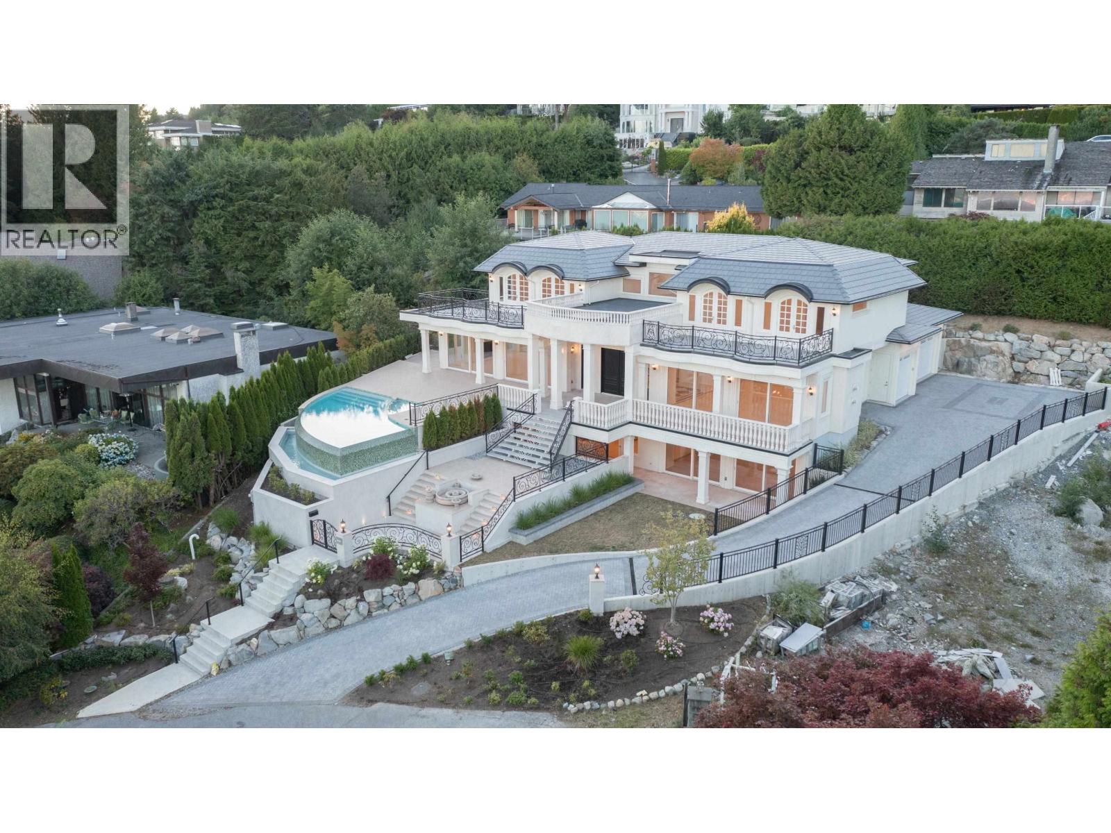 1445 Sandhurst Place, West Vancouver, British Columbia  V7S 2P4 - Photo 3 - R3168111