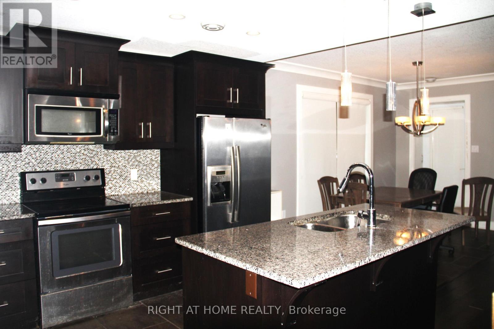 202 - 340 Sugarcreek Trail, London North, Ontario  N6H 0G4 - Photo 17 - X13812236