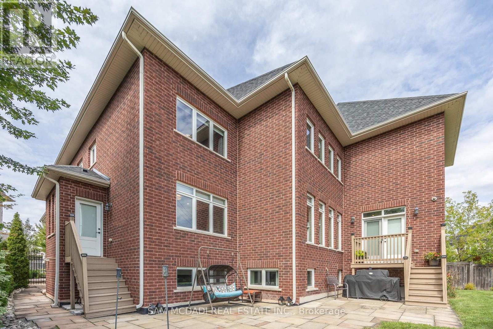 962 Fredonia Drive, Mississauga, Ontario  L5C 2W4 - Photo 46 - W13769962