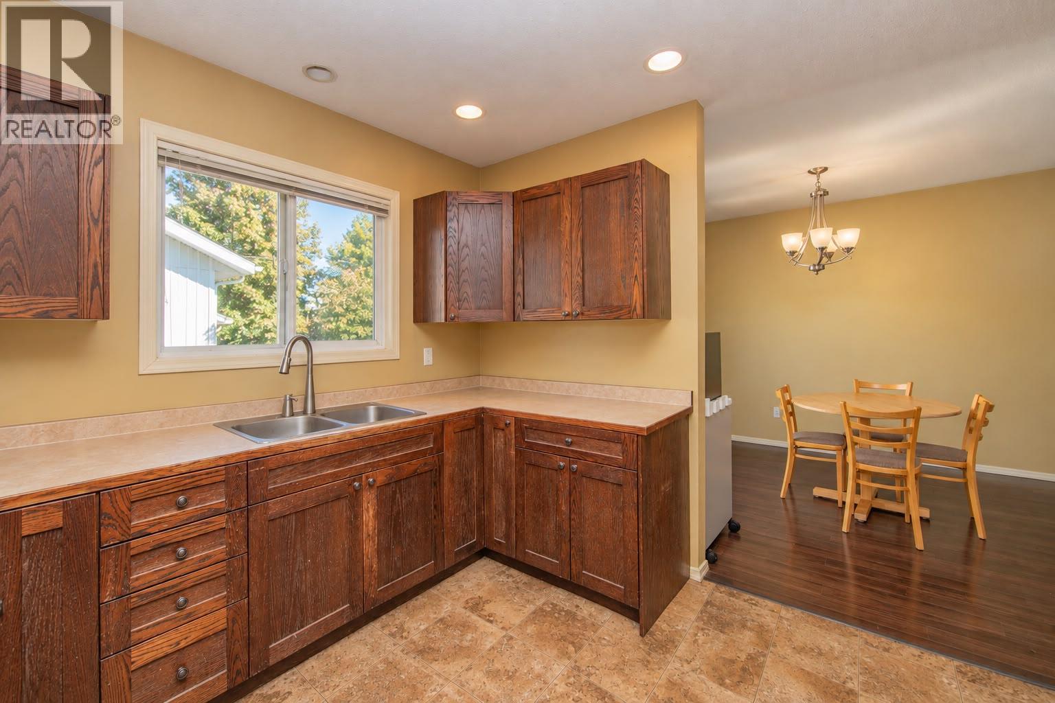 4301 16th Avenue, Vernon, British Columbia  V1t 6P3 - Photo 17 - 10401458