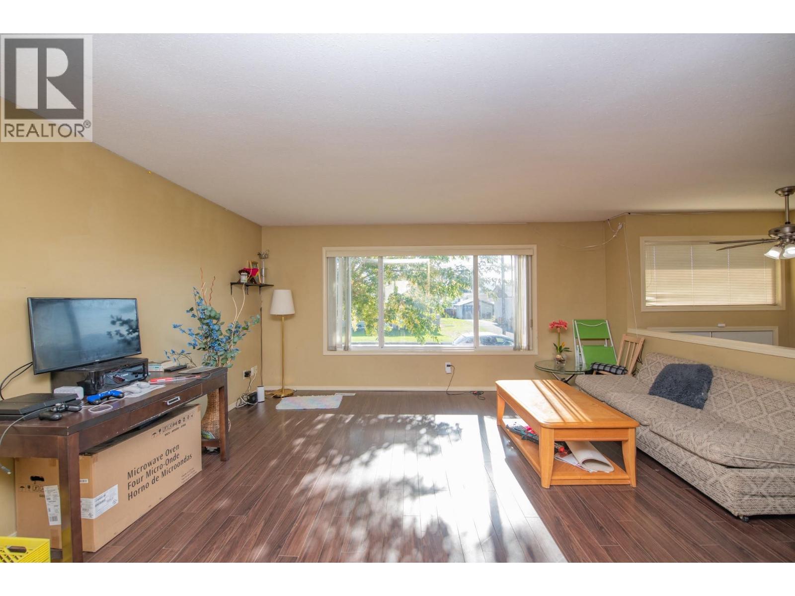 4301 16th Avenue, Vernon, British Columbia  V1t 6P3 - Photo 9 - 10401458