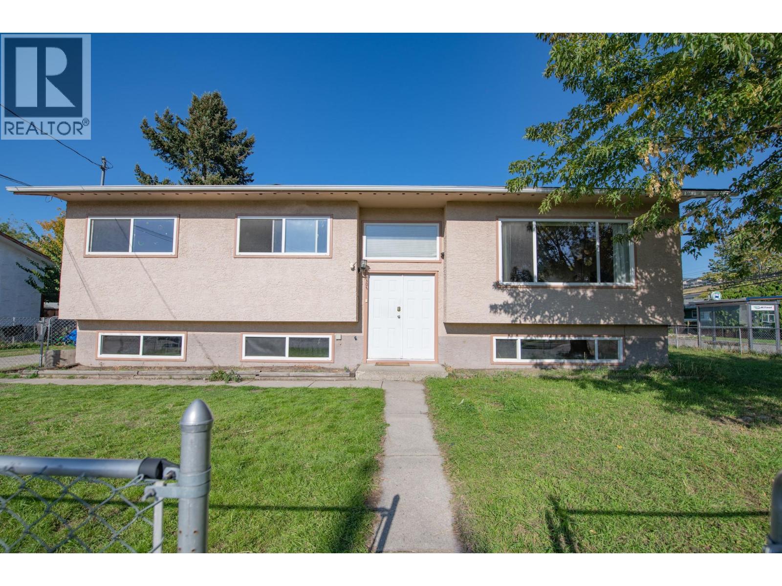 4301 16th Avenue, Vernon, British Columbia  V1t 6P3 - Photo 3 - 10401458