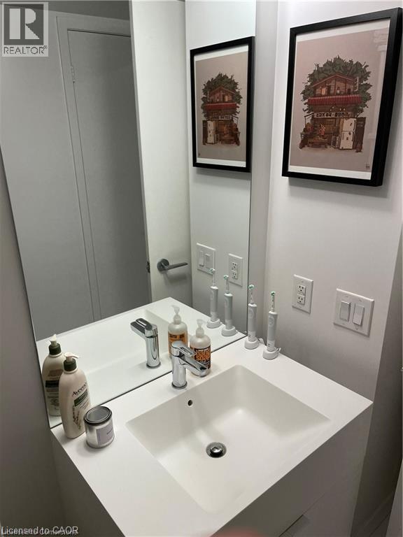 15 Iceboat Terrace Unit# 2203, Toronto, Ontario  M5V 4A5 - Photo 12 - 40852140