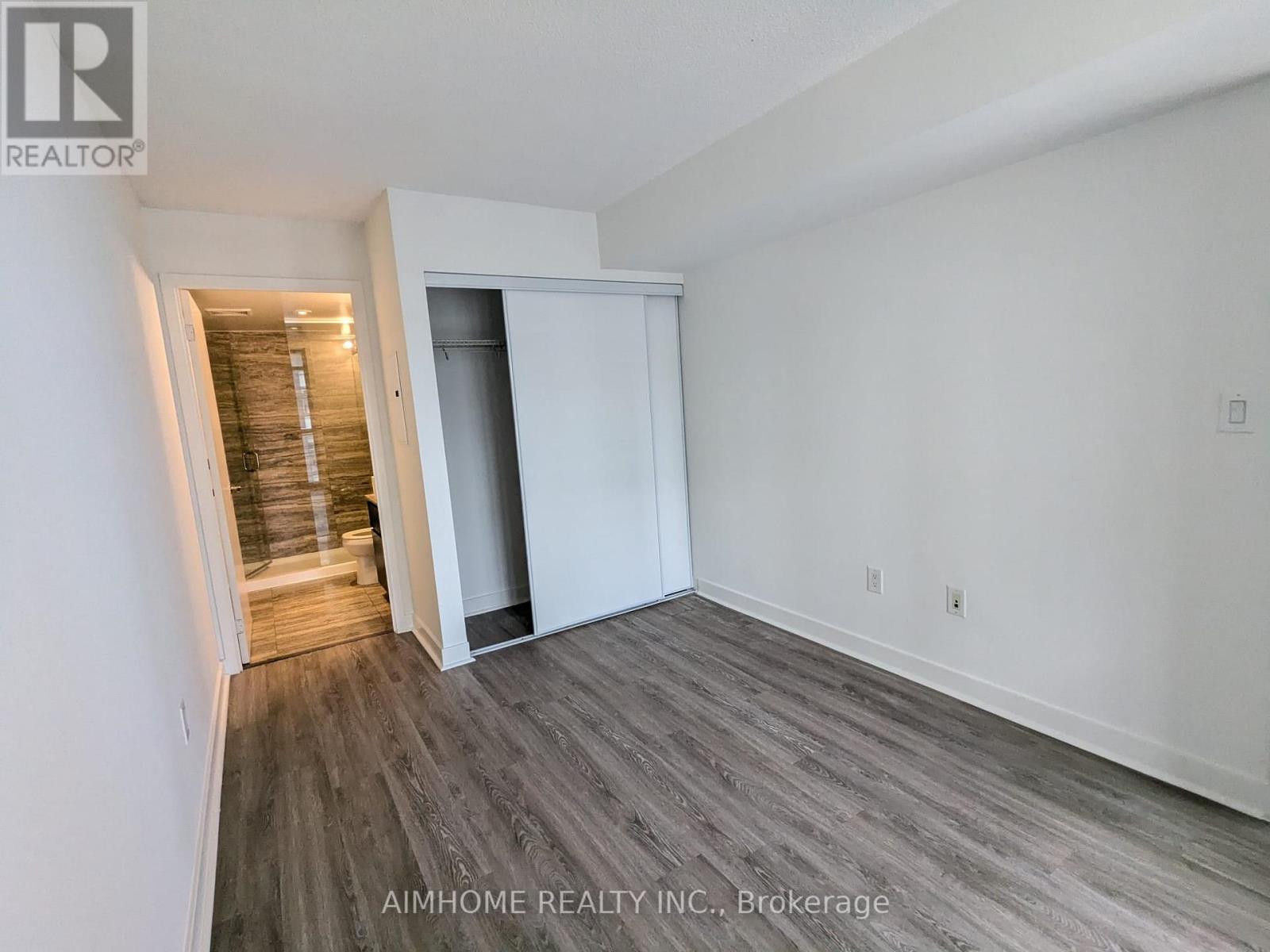 1806 - 10 Capreol Court, Toronto, Ontario  M5V 4B3 - Photo 9 - C13812250