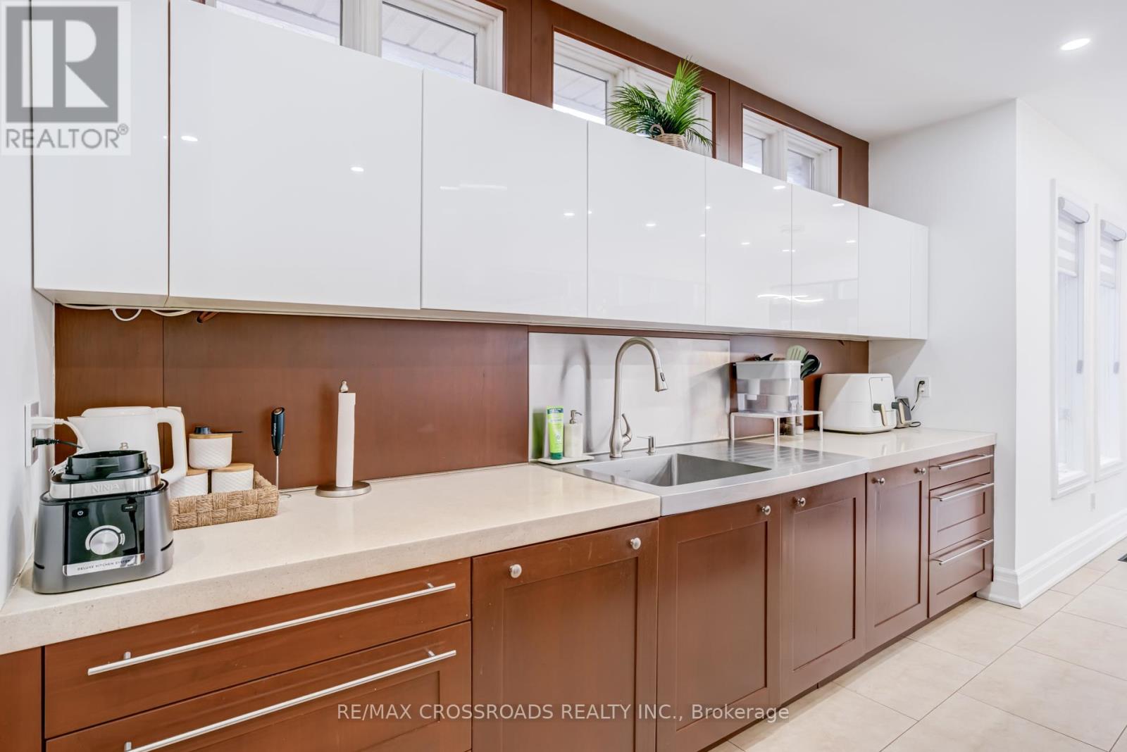 1653 Goldenridge Road, Pickering, Ontario  L1V 7J5 - Photo 13 - E13812270