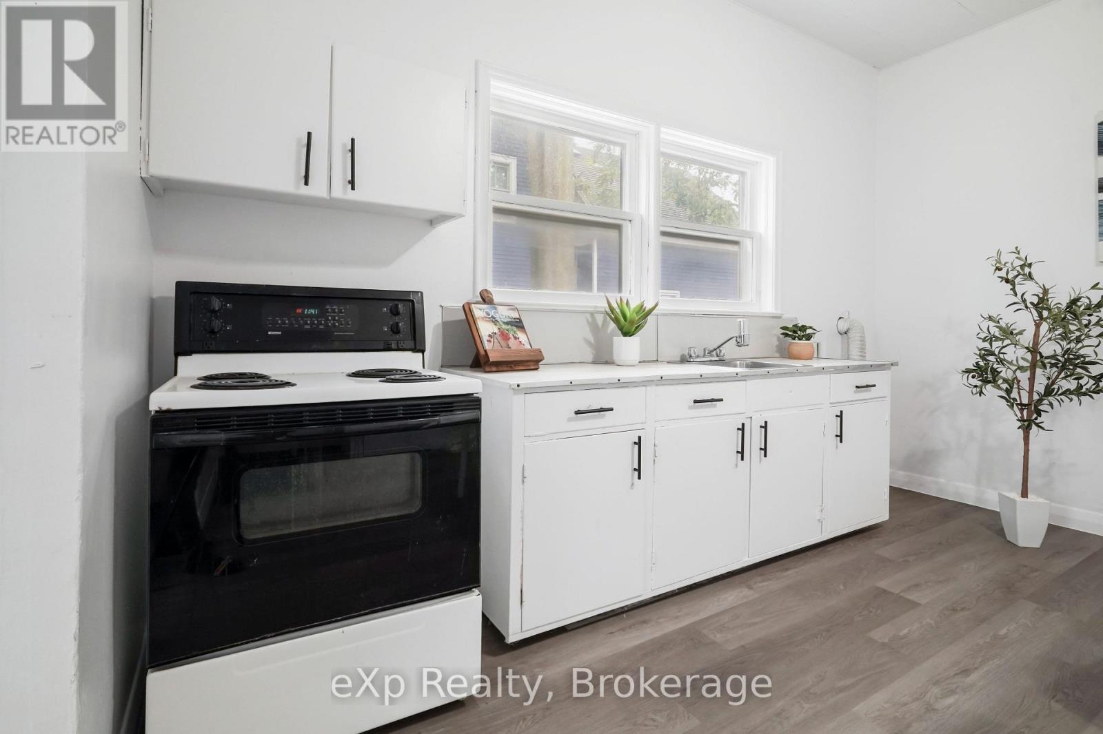 67 Railway Street, Huron East, Ontario  N0K 1W0 - Photo 20 - X13812256